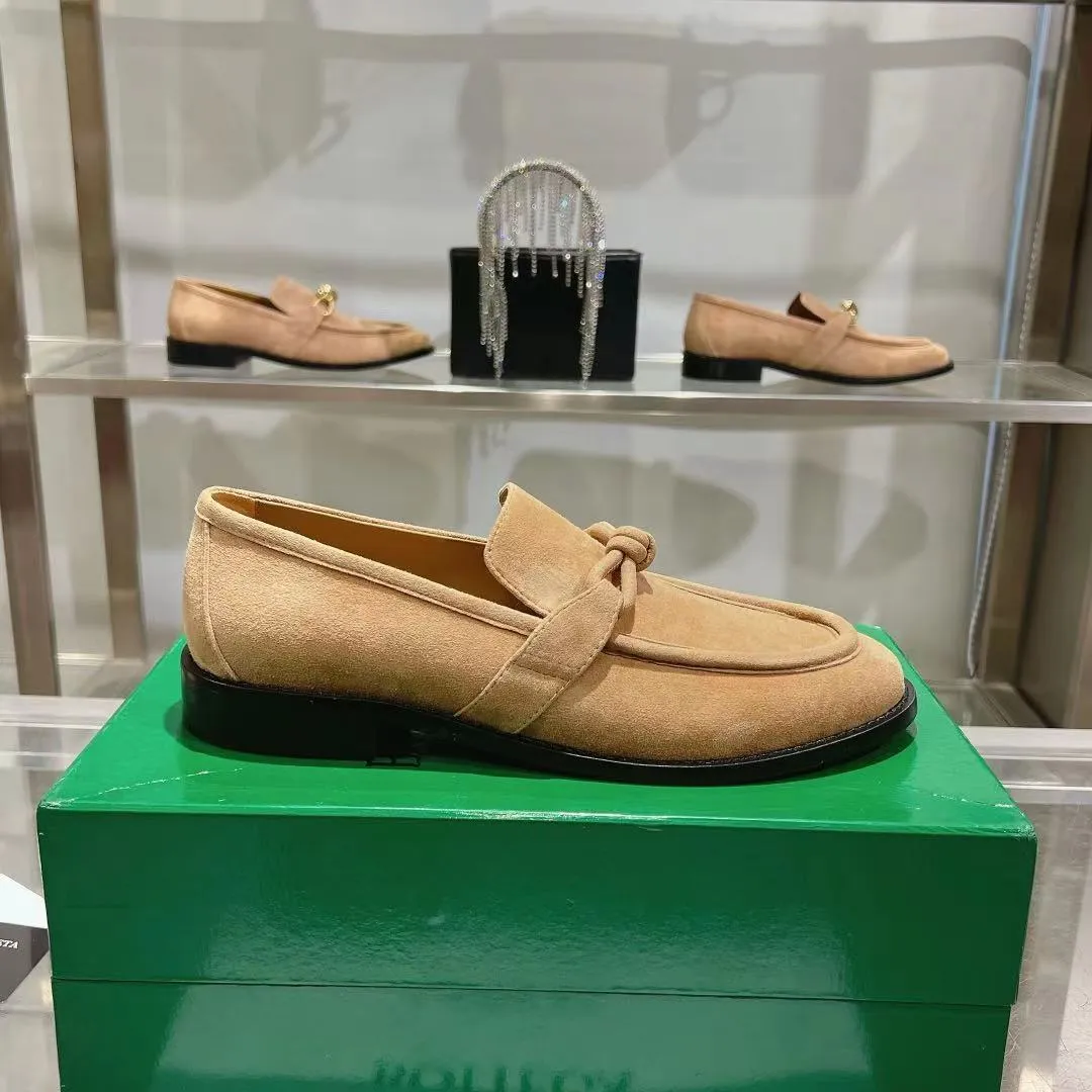[BV] Top P: 840💰 Size: Female 35-39 (Female 40 custom-made) Male 39-44 (38.45 non-refundable) Bottega Veneta 2025 counter model! Small round toe loafers! Imported leather outsole! Imported grained cowhide! Solid color Niuli! !